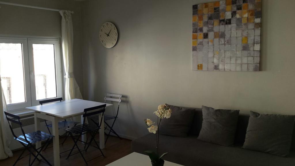 Central Yellow Apartment Brussel Eksteriør bilde